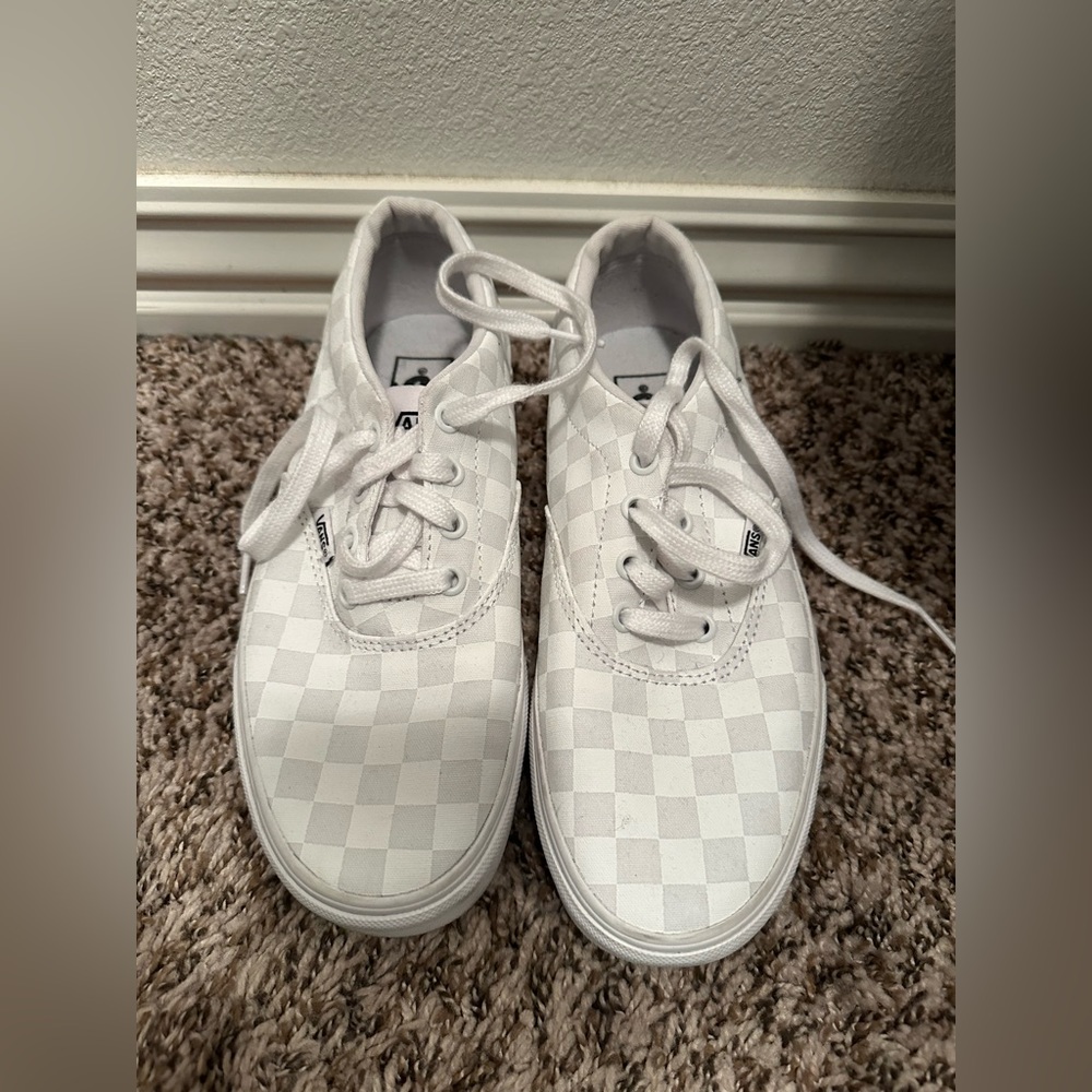 Womens Vans Doheny (Checkerboard) White/White.